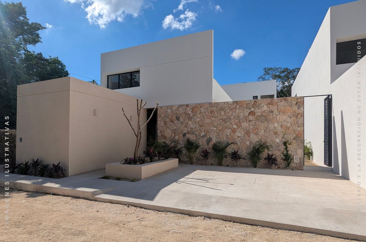 1712-Casa-en-venta-en-Cholul-Merida-Finisterre-de-cuatro- habitaciones-con-alberca (3).jpg